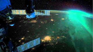 auroraus_iss_20120413HD.mov [1080p] [3D converted]
