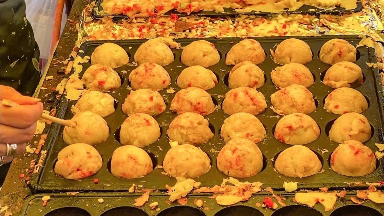 たこやき japanese street food - TAKOYAKI octopus balls たこ焼き - YouTube