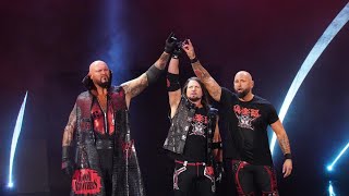 The O.C. Entrance on Raw: WWE Raw, Oct. 17, 2022 Resimi