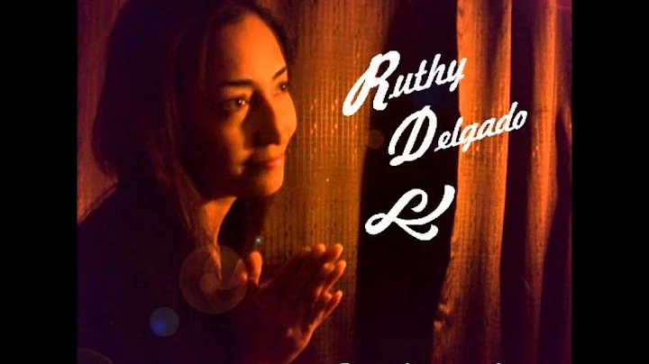 Canta: Ruth Delgado