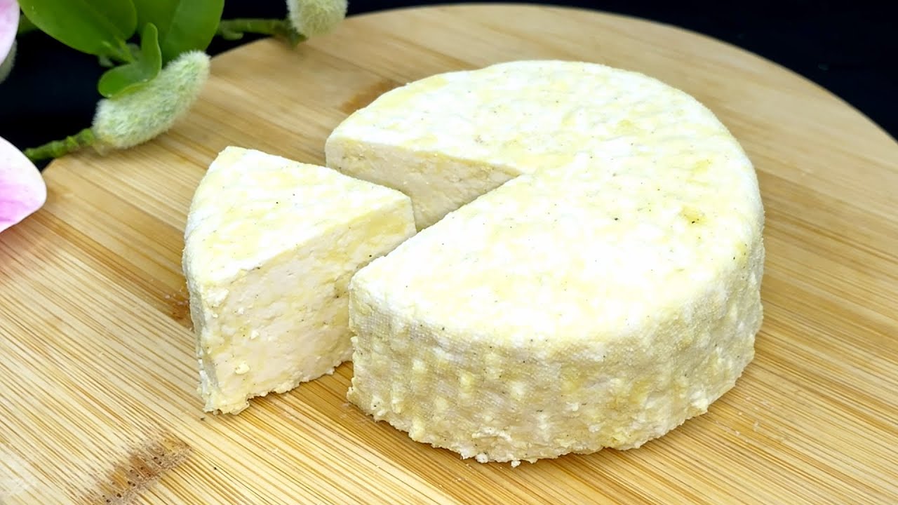 Яйца, влитые в молоко, как приготовить свежий сыр из 3 ингредиентов в домашних условиях