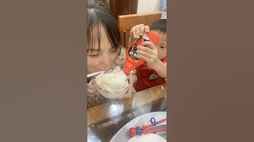 Khổ thân mẹ tham ăn bất ổn pipi đổ tương ớt đáng đời mẹ này #shortvideo