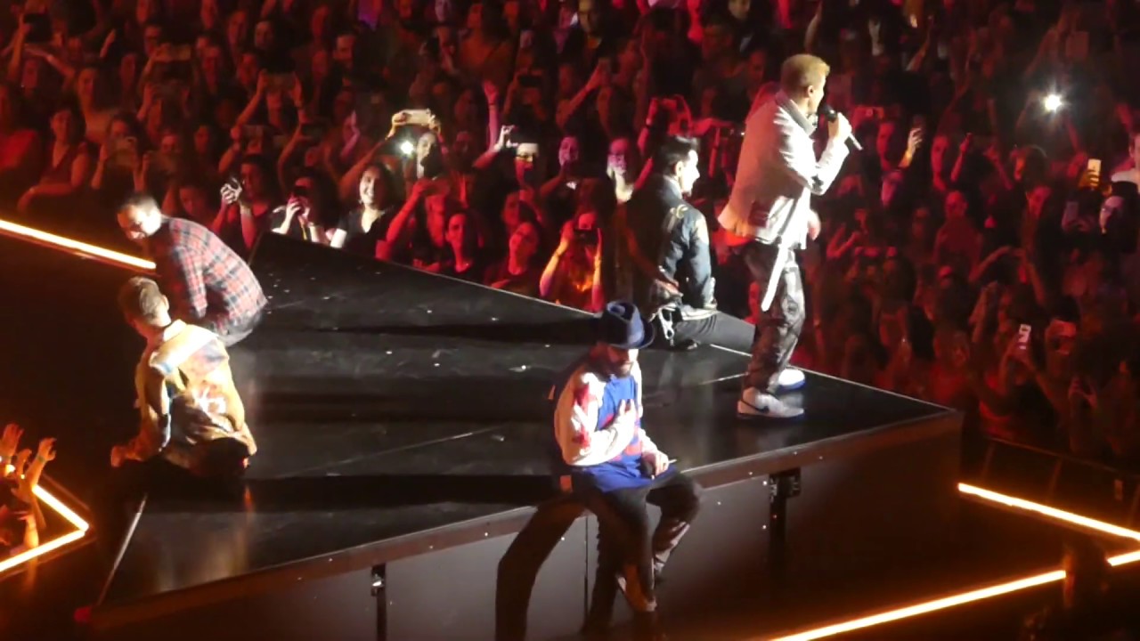 HD - Backstreet Boys - Quit Playing Games (live) @ Stadthalle Wien, Vienna 2019 Austria