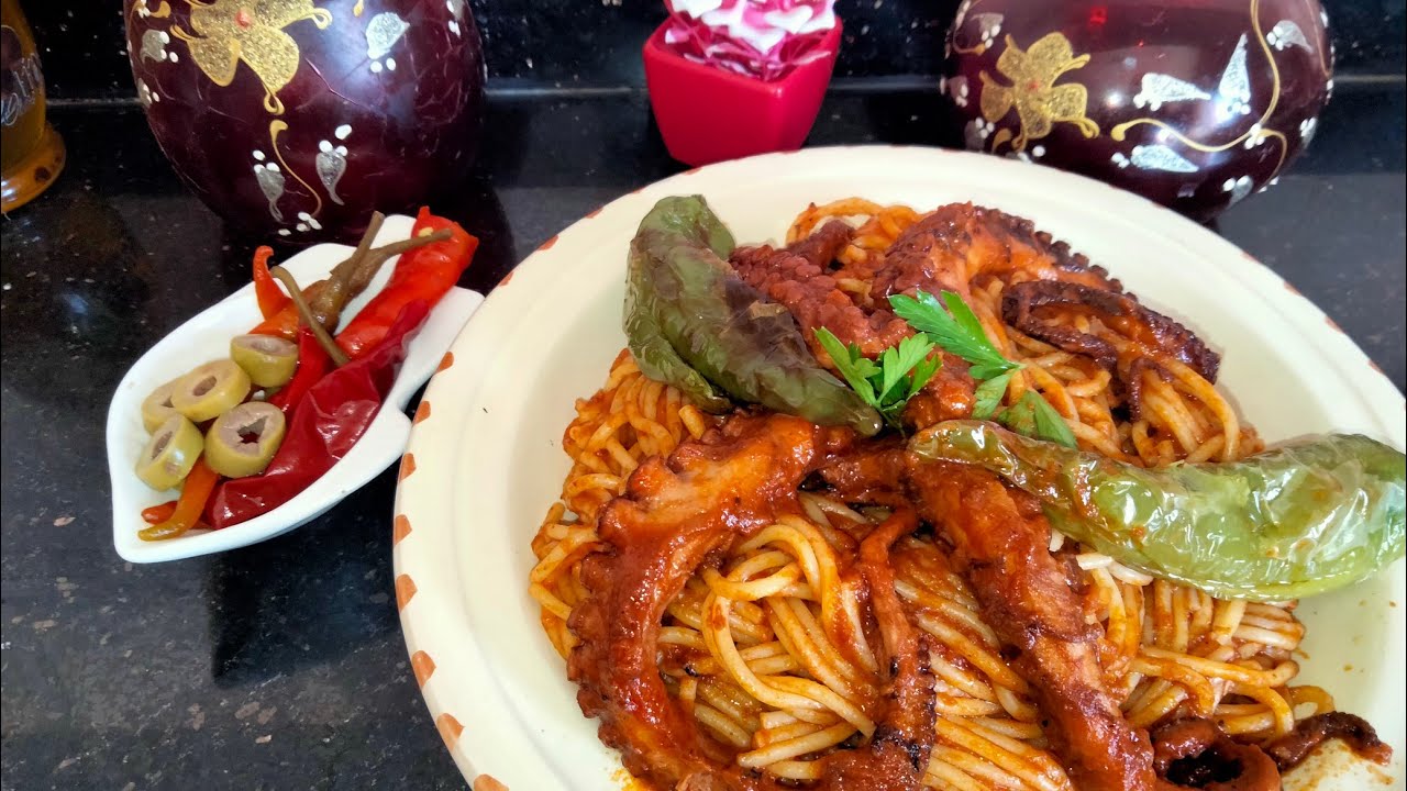 مقرونة صالصة بالقرنيط محرحرة 😋👌🐙