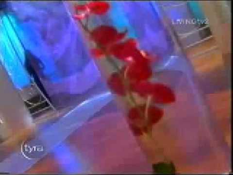 Naomi Campbell's Walk Onto The Tyra Banks Show