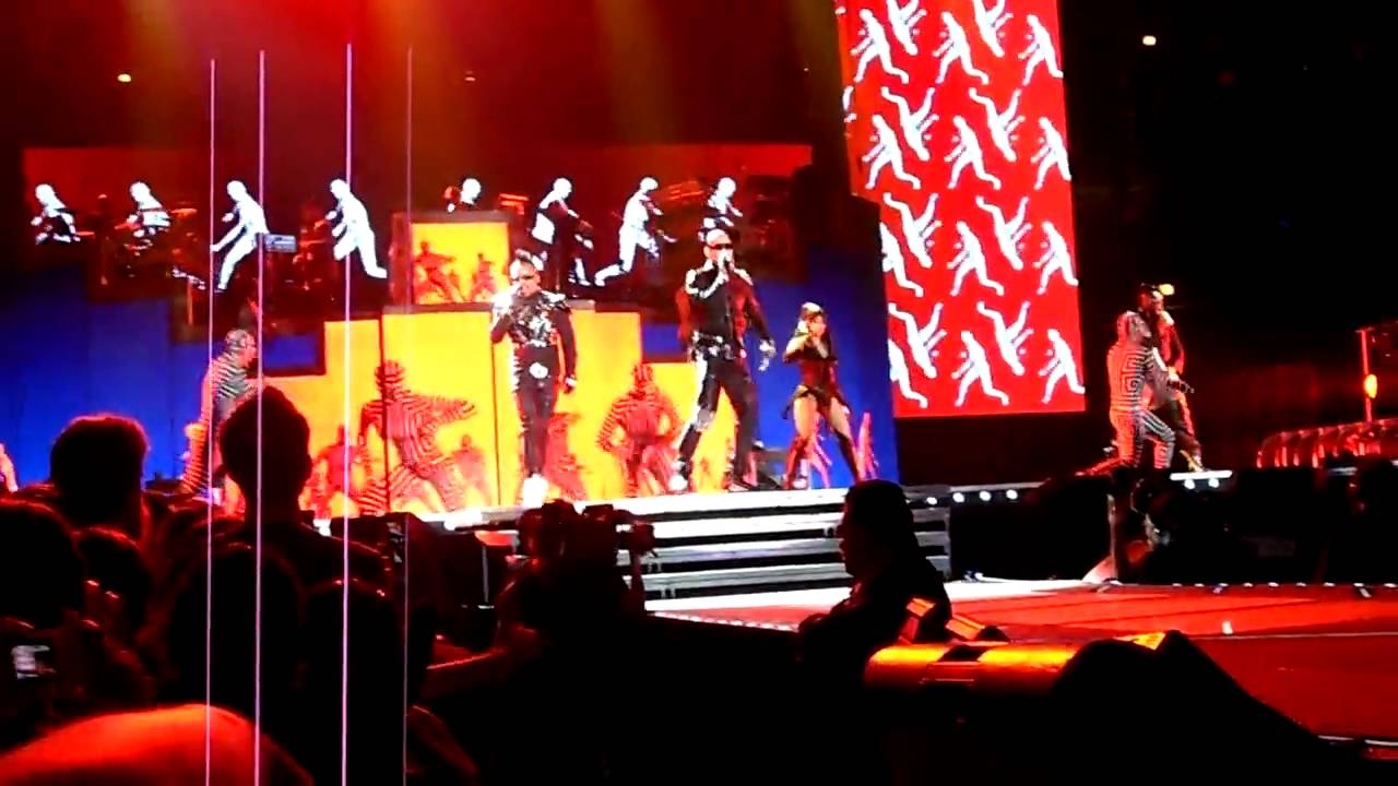 Black Eyed Peas Boom Boom Pow (Live) YouTube