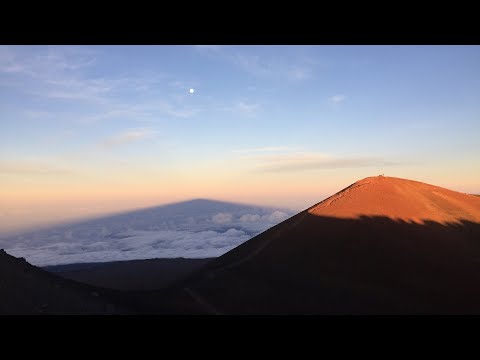 วีดีโอ: มีกล้องโทรทรรศน์บน Mauna Kea แล้วหรือยัง?