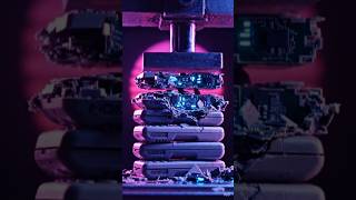 Hydraulic Press vs Legend Nokia: The Ultimate Crunch! 📱💥 #HydraulicPress #Satisfying