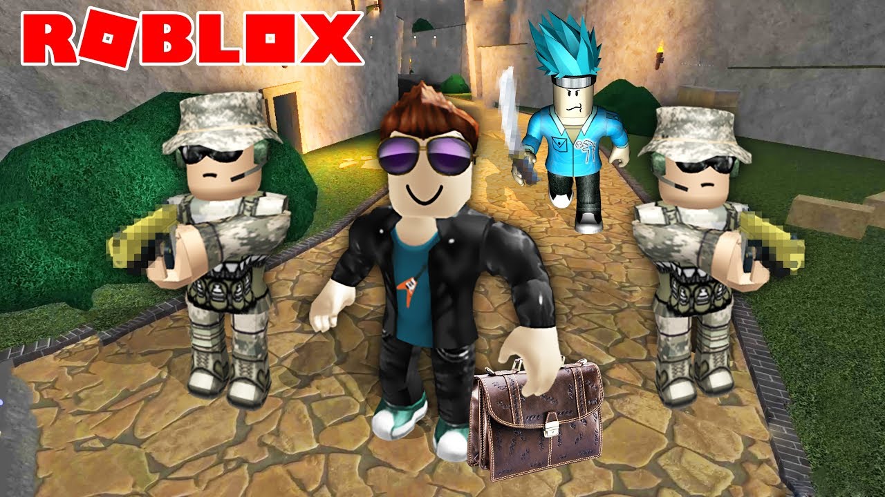 Произошло roblox. Телохранитель Roblox. РОБЛОКС что случилось. Damon Roblox гиганты. Что случилось с игрой РОБЛОКС.