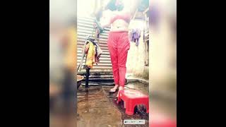 গ্রামের মেয়ের খোলামেলা গোসল ভিডিও    Hot viral gosol video    #hot #bangladeshi