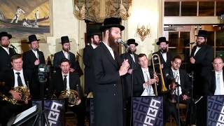 Beri Webber and Chazan Shulem Lemmer sing the Chuppah with Shirah choir Beri Webber and Chazan Shulem Lemmer sing the Chuppah with Shirah choir