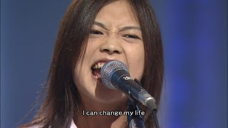 Video thumbnail of "YUI — LIFE (TV acoustic performance 2005.09.17)"