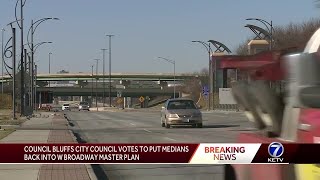Council Bluffs votes to put medians back