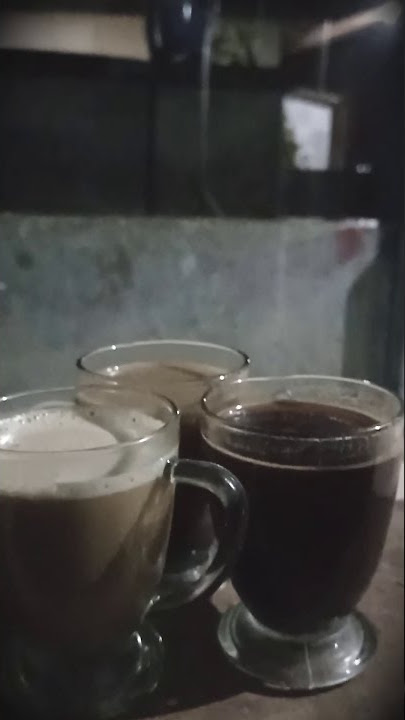 Story' WA || segelas kopi dikala hujan turun