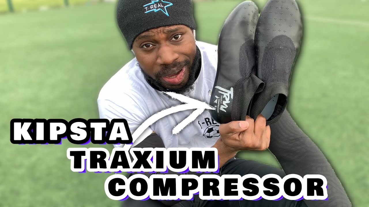 Traxium Compressor, une chaussure de foot d'un nouveau genre