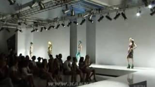 Показ Manish Arora. Aurora Fashion Week, 2010 г.