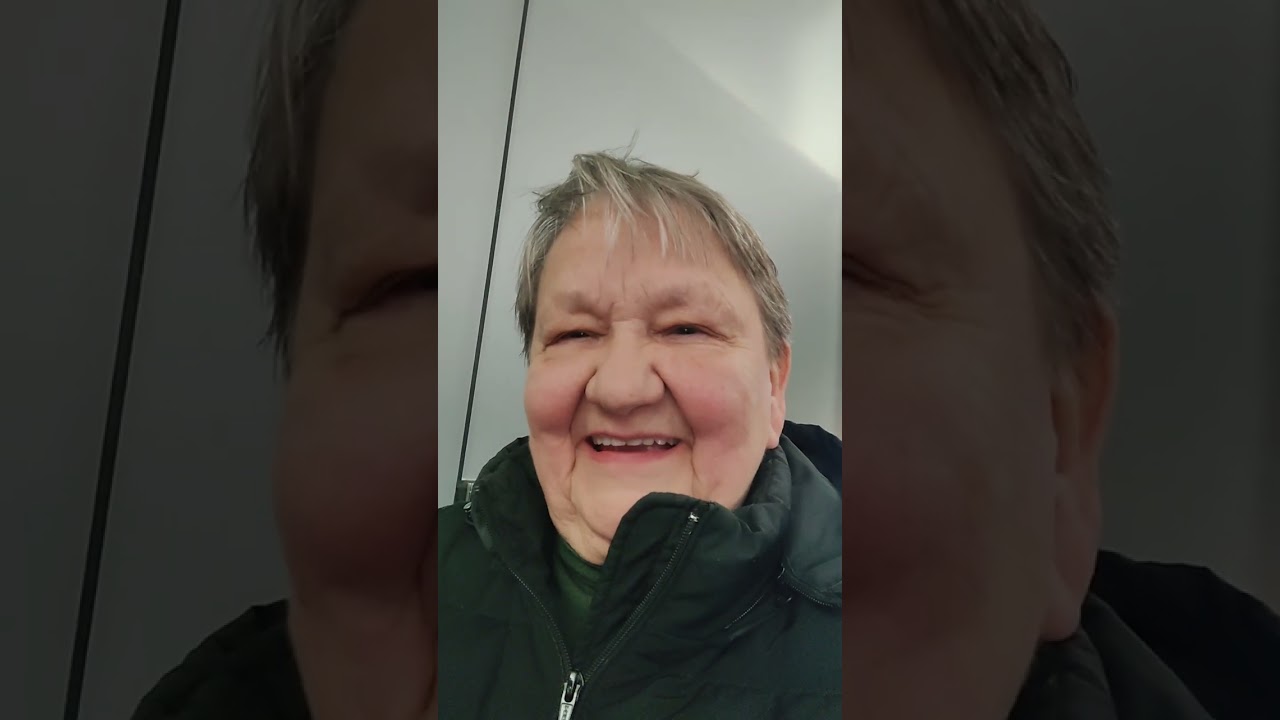 @Pori- Helsinki Bussissa oli 25 erittäin itsekästä matkustajaa. Toinen puoli nynneröitä. Oliko näin?