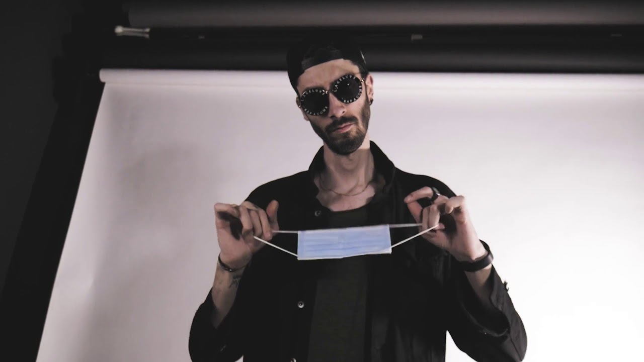 MASKLESS by Antonio Satiru