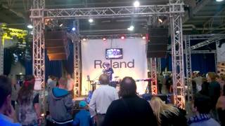 Roland Aira and Boutique (JX-03, JU-06, JP-08) Demonstration ローランド姶良やブティック デモンストレーション