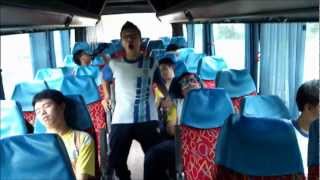 Harlem Shake On Bus