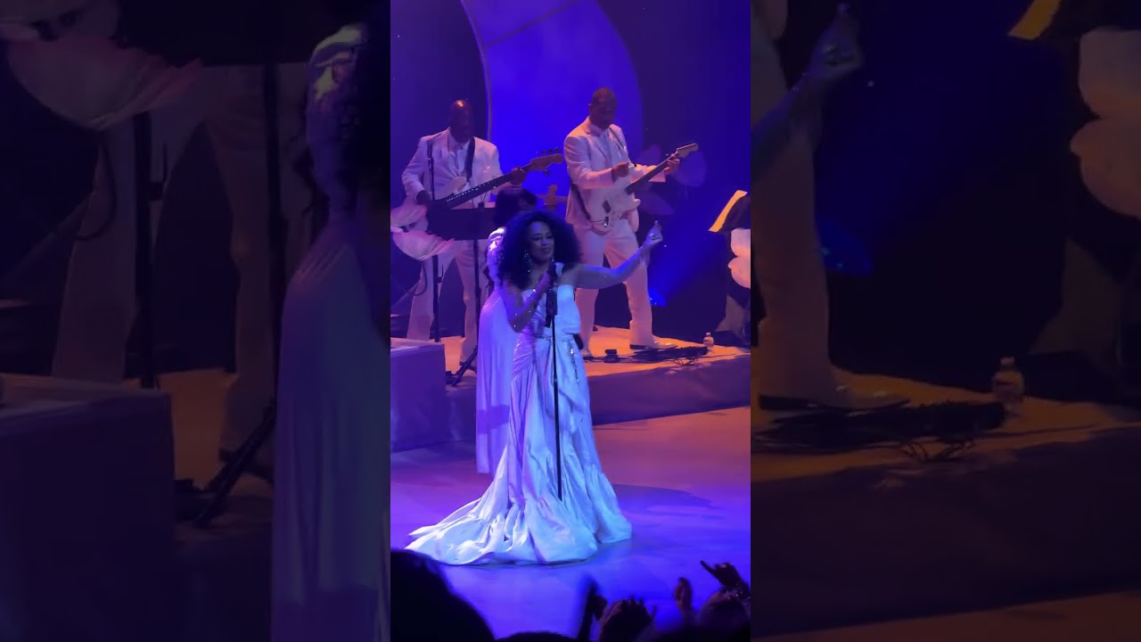 Come see about me/Stop! In the name of love - Diana Ross at Wynn Theatre in Vegas 2/15/26 #dianaross