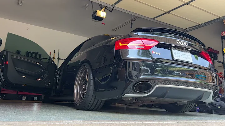 B8.5 RS5 Magnaflow brutal cold start