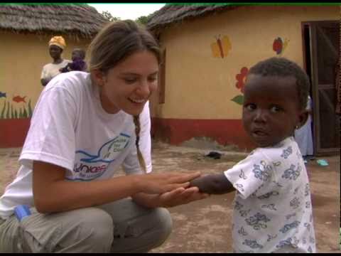 Video: Come Una Giovane Donna Sta Affrontando Gli 80 Milioni Di Bambini Orfani E Impoveriti Nel Mondo - Matador Network