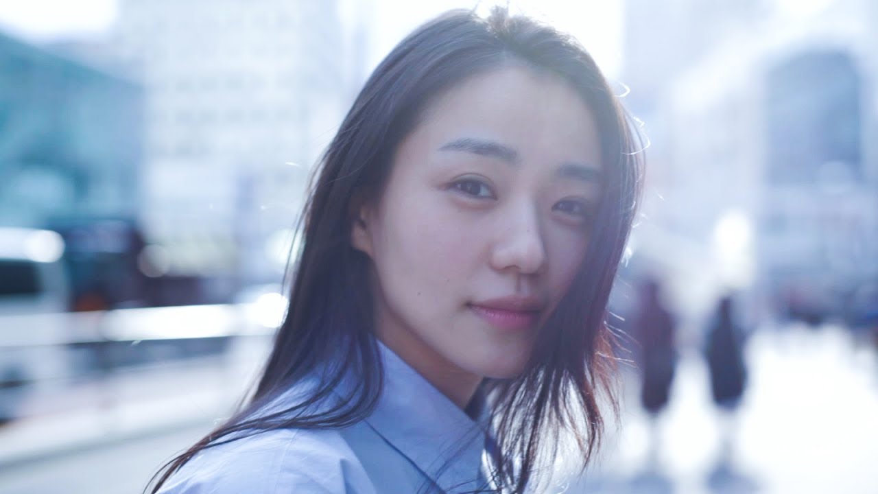 奈緒 女優 のcmと水着画像が可愛い 母との関係 高校と本名が話題 365日24時間ニュース