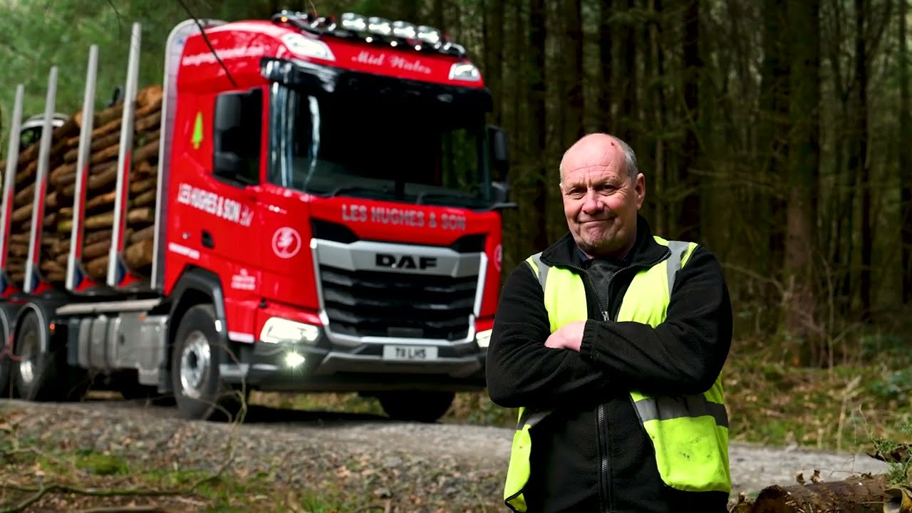 New Generation DAF XF 530 FAT for Les Hughes & Son