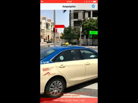CoreML iOS App: Pedestrian traffic light detection [YoloV2]