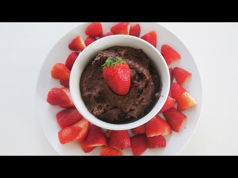 Clean & Healthy Brownie Batter Protein Dip | Vegan