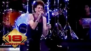Download lagu God Bless - Life (Live Concert Yogyakarta December 26, 2005)