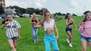 TELL UR GIRLFRIEND- Junior Company