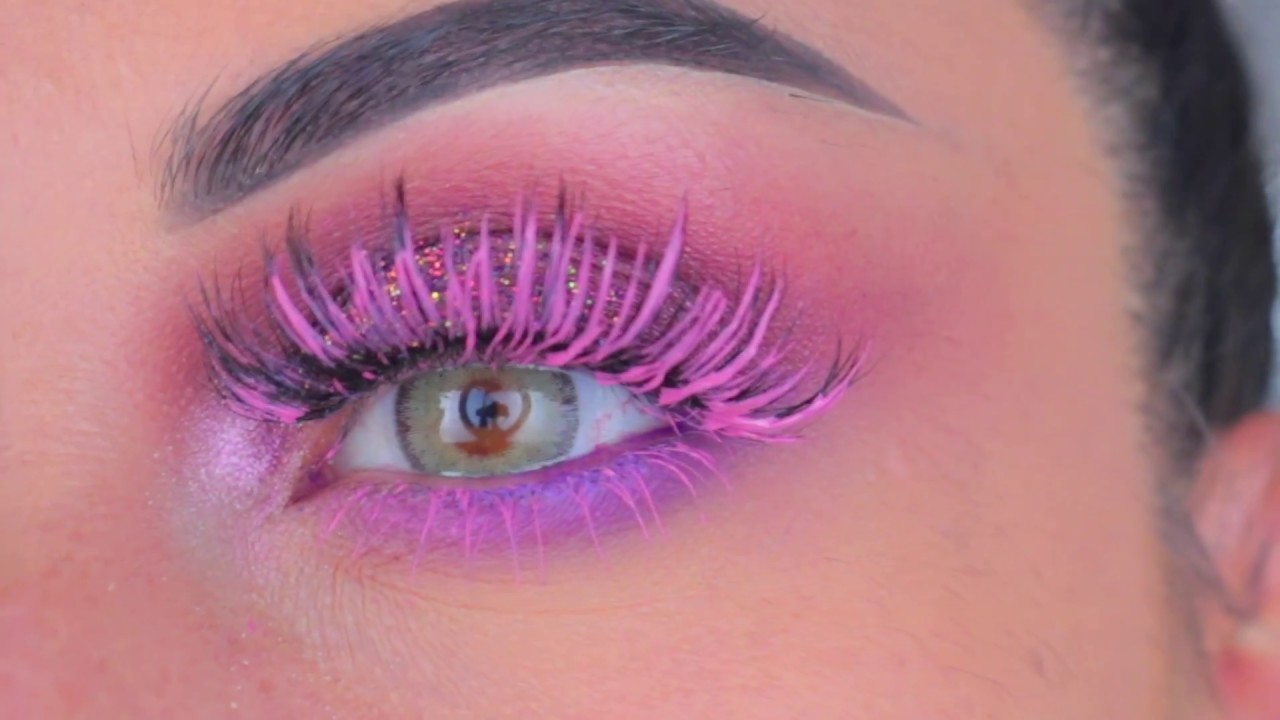Pink Mascara Options | LoveToKnow