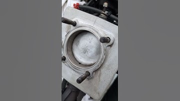 Paramotor engine maintenance.