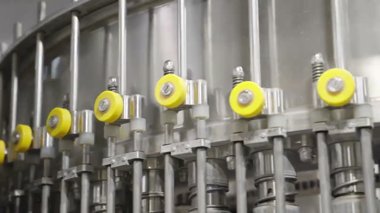 🚀 Neue Füll- und Verschließmaschine bei Wolfra | Modernisierung mit Hormes Abfülltechnik