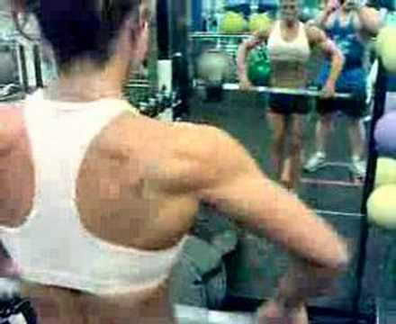 Amanda Savell - Shoulder and Ab Workout