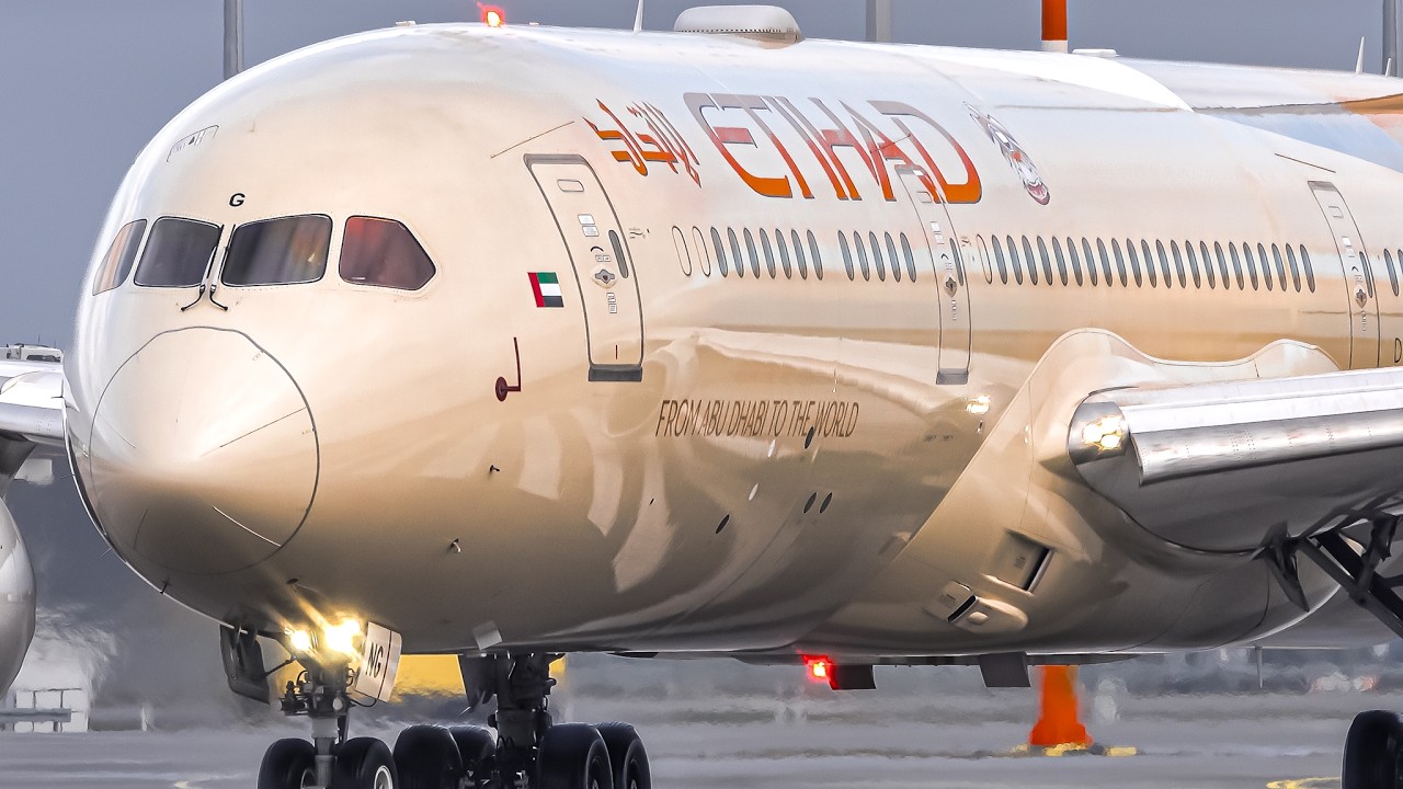 4K INCREDIBLE LANDING and TAKEOFF at MUNICH AIRPORT | PLANESPOTTING at MUC A380 A350 787 777