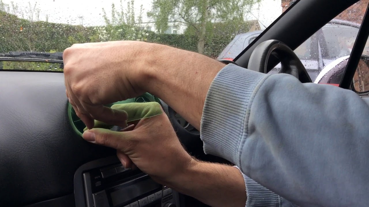 MX5 Miata air vent removal, the easy way. YouTube