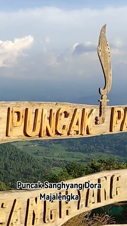 Bukit Sanghyang Dora, Ada Makam Keramatnya Loh!