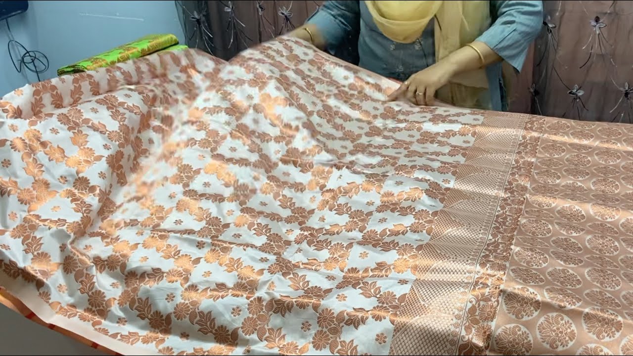 Mix Paat Mekhela Sador With Side Pari and Blouse Piece at Wholesale Price.