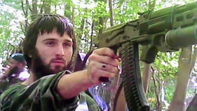 Oshxonada jinsiy aloqa sahnalari