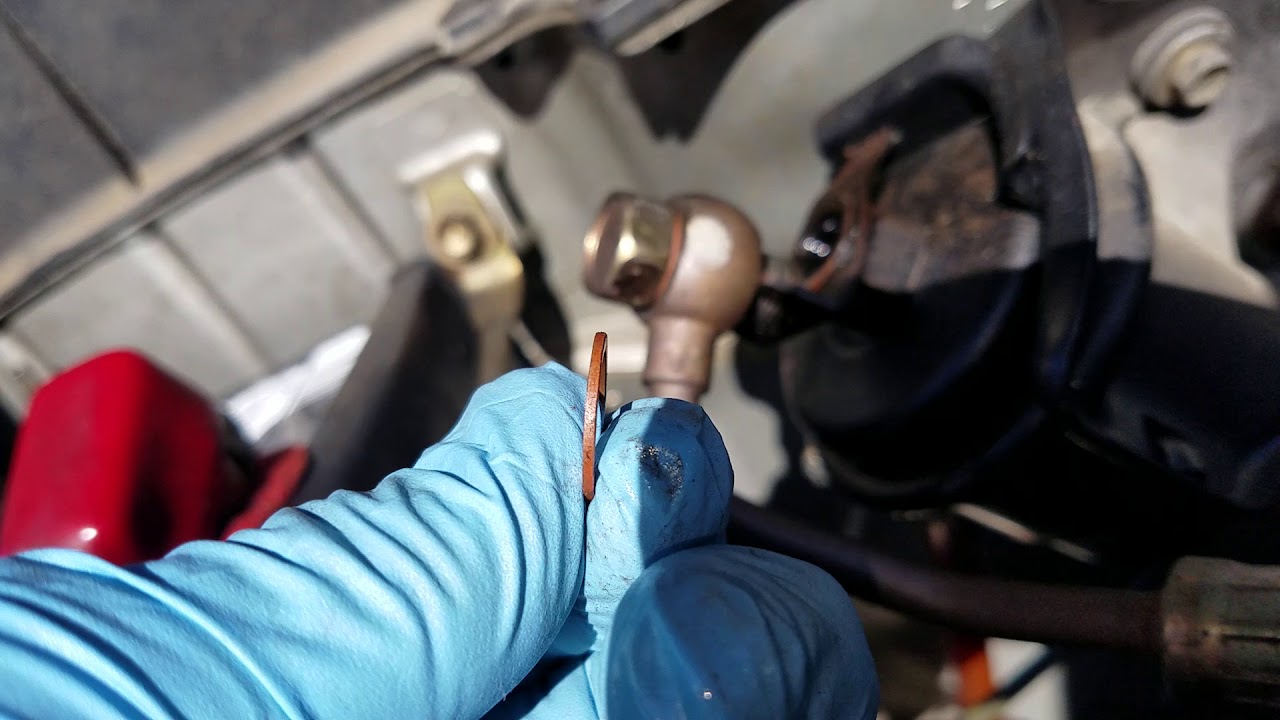 Honda CR-V Fuel filter notes and cut open old filter inspection - YouTube