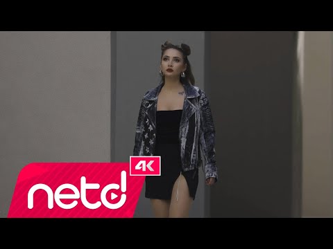 Sare Ayça — Bomboş