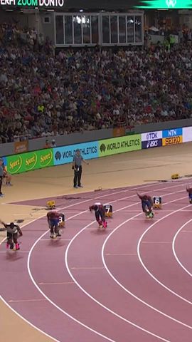Noah Lyles cruises to 3rd 200m world gold 🔥 #athletics #200m #sprint #worldathleticschamps #usa