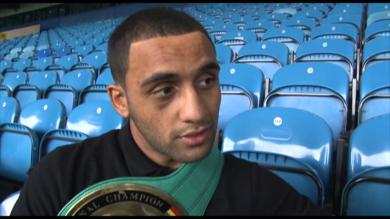 the owls club dartmouth Kid Galahad visits Sheffield Wednesday