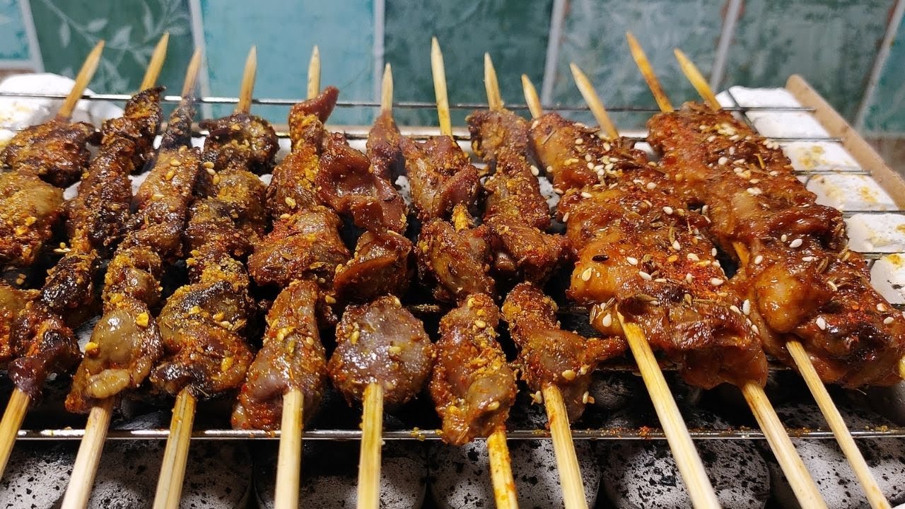 东北美食 下雨在家烧串 鸡胗 鸡心 鸡脖 小众烧烤见真味 Youtube 东北美食 下雨在家烧串 鸡胗 鸡心 鸡脖 小众烧烤见真味 Youtube