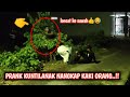 PRANK kuntilanak tangkap kaki orang sampai loncat ke sawah || ngakak.😂