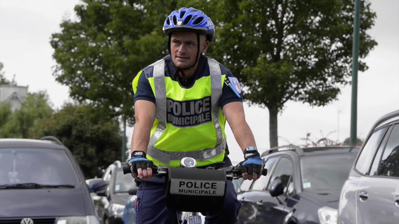 Policier municipal, découvrir un métier avec jactiv.ouest-france.fr