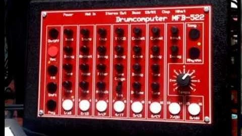 Drumcomputer MFB 522 etude 3 201208018
